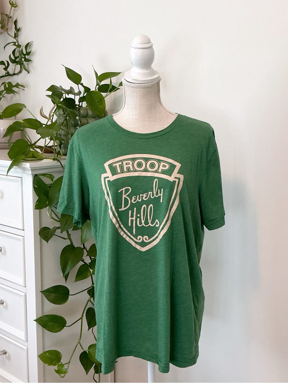 Ellandemm | Green Troop Beverly Hills Shirt size Large